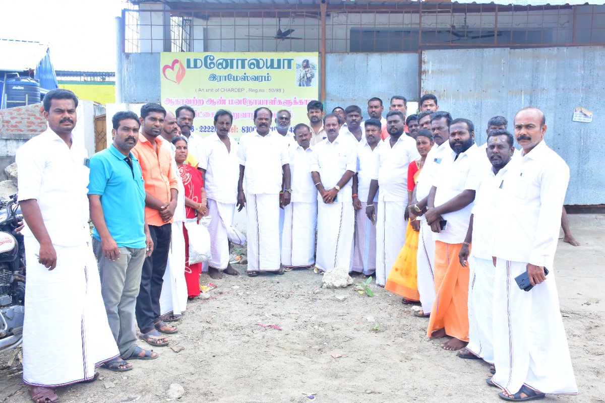 cookerkmsarava's tweet photo. #HBDTTVDHINAKARAN
மனநலம் குன்றியவர்களுக்கு மதியஉணவுவழங்க இராமநாதபுரம் (கி) மாவட்ட கழகசெயலாளர்
தலைமையில் தயார்நிலையில்.....

��டம்; இராமேஸ்வரம்
மாந்தோப்பு... 
6 No லையன் https://t.co/RdyFB0iN1r