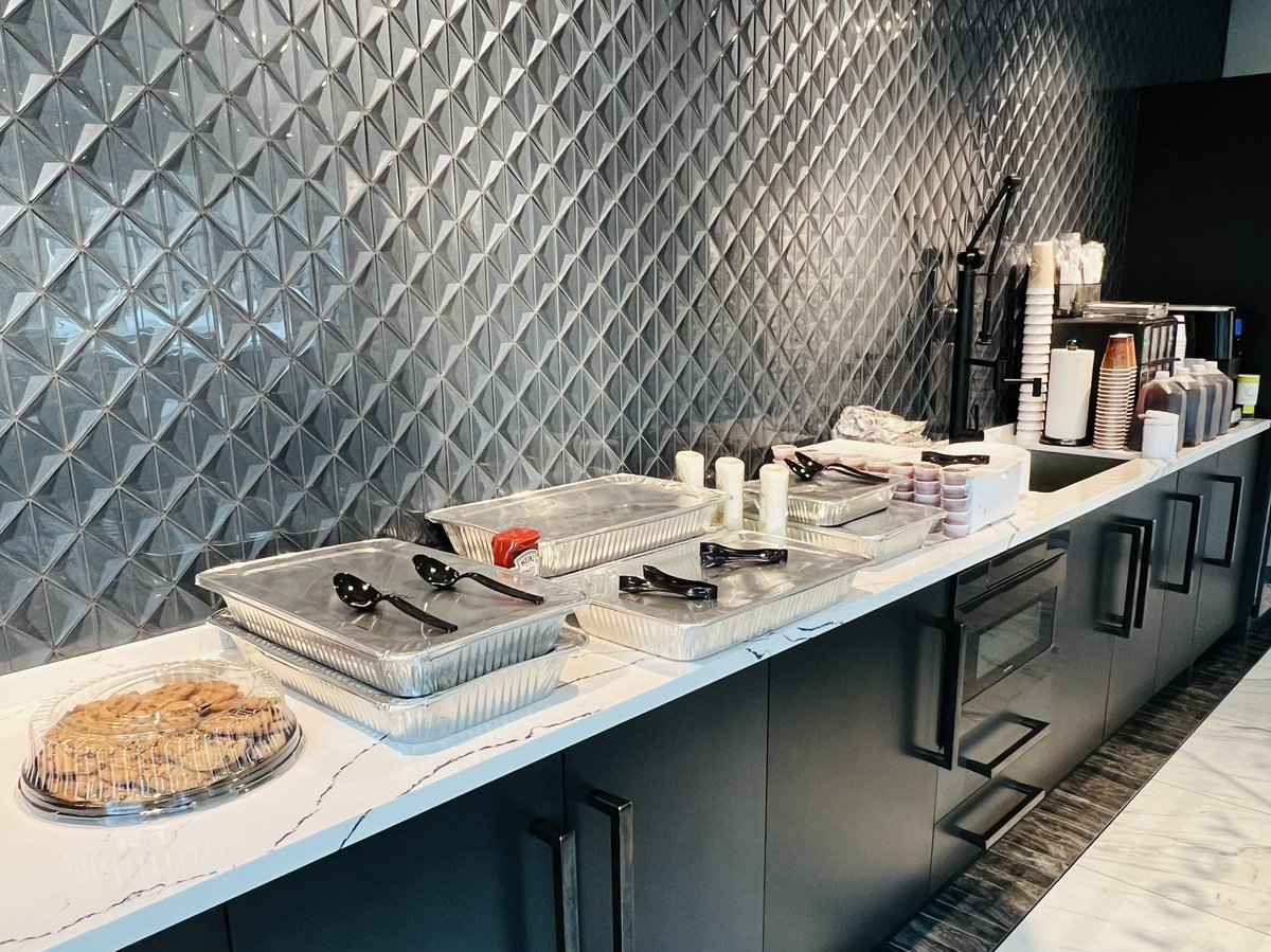 The Flying Biscuit Cafe - Five Points tweet media