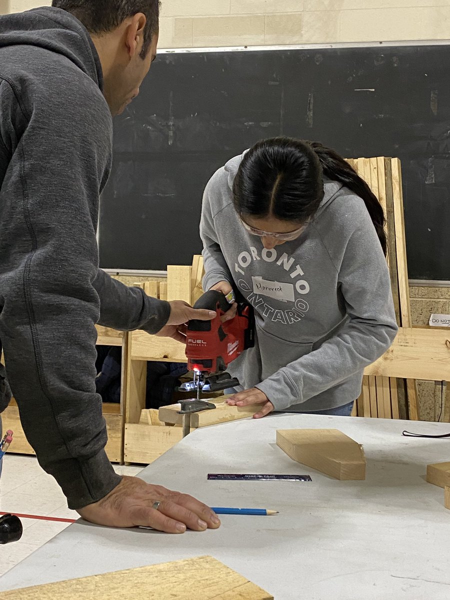 TaraMcFarling1's tweet photo. The grade 8’s are so lucky to have Organized Kaos here @Woodman_Wolves to show us how to use some power tools for building a toolbox! @GEDSB #skilledtrades #handson https://t.co/vlMaFBBZ2i