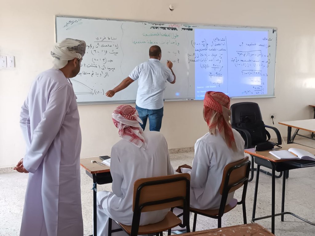 EduGovWst9303's tweet photo. تم اليوم زيارة المدرسة من قبل  سالم السنيدي مشرف أول مادة الرياضيات بالمديرية العامة للاشراف التربوي 
،و مرشد اليعربي  مشرف أول مادة ��لرياضيات بالمديرية العامة للإشراف التربوي
ومحمد السقطي مشرف مادة الرياضيات بالمحافظة 
وياسر الرئيسي مشرف مادة الرياضيات بالمحافظة https://t.co/h8zCDJUeng