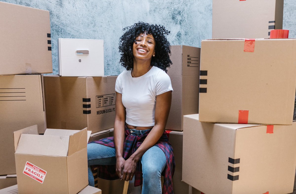 atlanticreloca's tweet photo. Whether you are moving across the country or to a larger home down the street, the logistics of storing your belongings can add unnecessary stress to the moving process. Check out this guide to help you find the right storage for you! https://t.co/RQdqGdEEDU https://t.co/N6LLMjwB6H