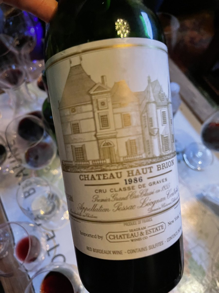 'The greatness of a vintage depends on the optimal quality of each harvested grape.' This admirable motto and obsession with quality helps to explain why Chateau Haut-Brion has been consistently outstanding for decades. 

instagram.com/reel/CmHJ7MQgw…

#hautbrion #chateauhautbrion