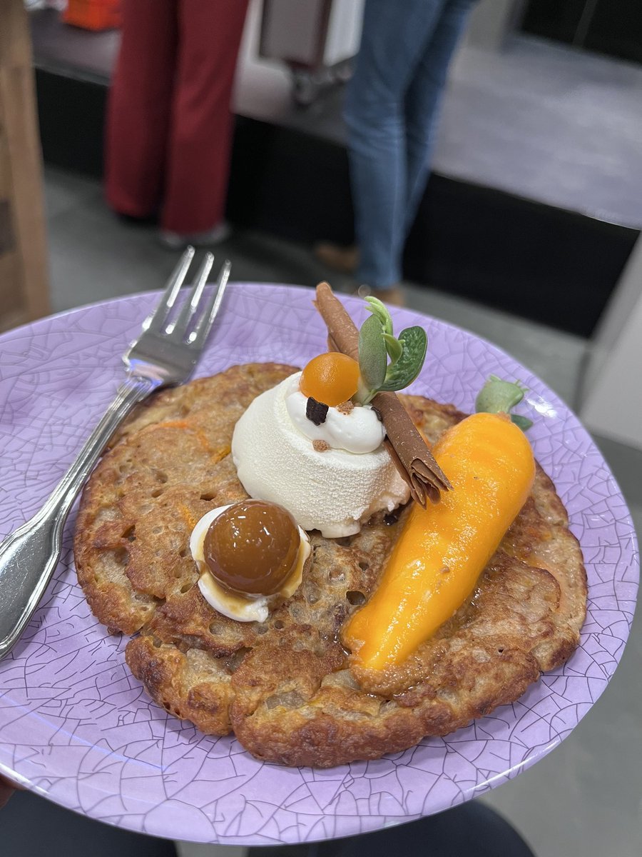 Heropening <a href="/sligro/">Sligro</a> Doetinchem. Volledig vernieuwd van de entree tot de kassa en alles daar tussenin. Prachtig geworden. Mooi om het trotse team te zien. Proost!