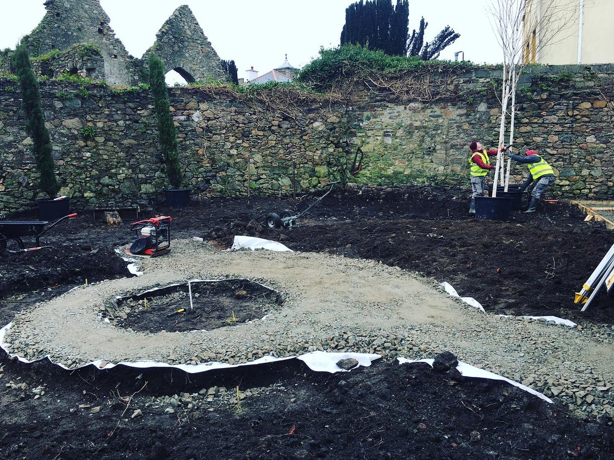 DamienKeane's tweet photo. Part of the wonderful Harpur eleven bistros alfresco garden in Wexford. One of our favourite projects to date. From over an over grown derelict site to a garden hideaway right in the centre of Wexford town.
@visitwexford @WexfordHour
#wexford #wexfordfood #keanespaces https://t.co/o47zEekGsf
