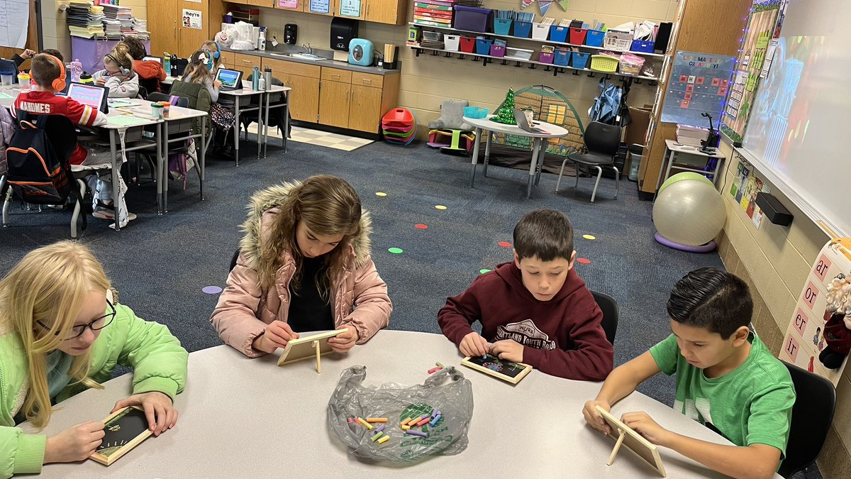adams4wildcats's tweet image. These s’s read The Chalk Box Kid  By Clyde Robert Bulla in their independent group. Today, they got to be “Gregory” and create a masterpiece. #UVLearn #dollartreeforwin