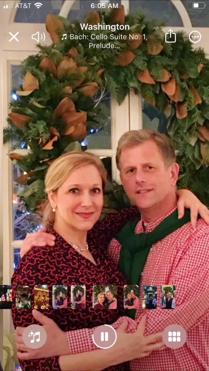 gregsnelson's tweet image. Montez le poney macaroni la balle est maintenant dans votre camp voyez si vous pouvez faire de l'Amérique un petit cochon absorbé par vous-même @franceintheus @HillaryClinton @airfrance @ParisHilton @parisreview @PSG_English