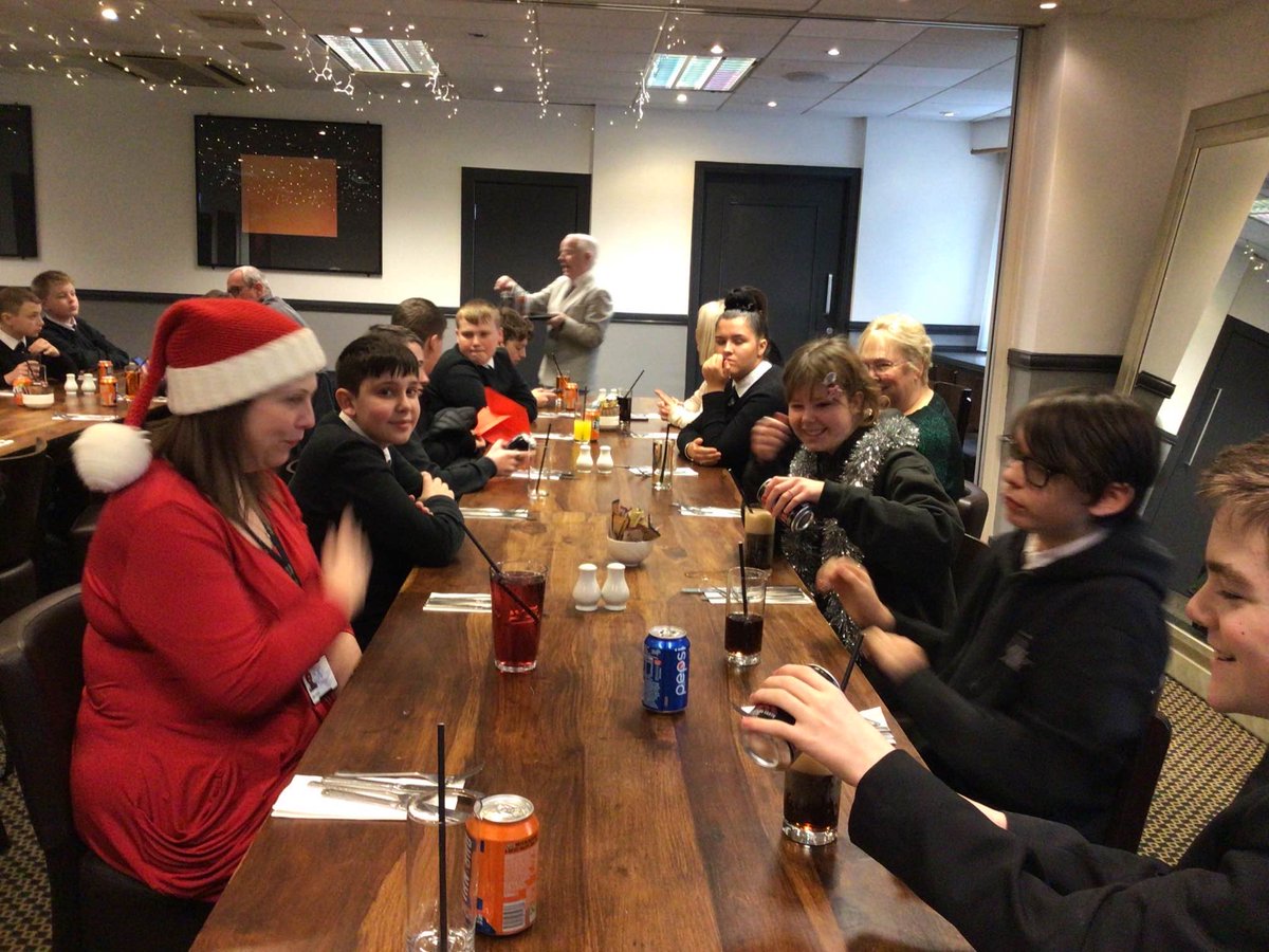 DHS_Wellbeing's tweet photo. A few photos today of our Xmas lunch at the Park hotel. Fantastic time had by all #dennyhighschool #ailsachristie https://t.co/enZ9LkNwna