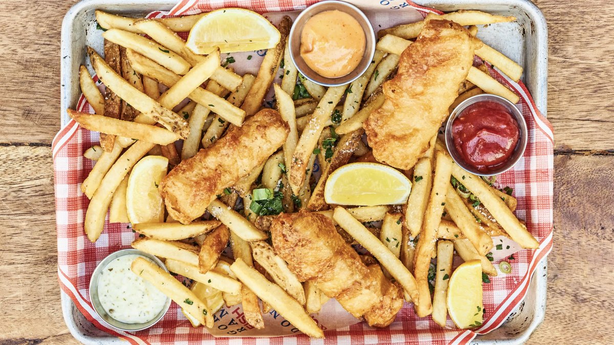 RT @EaterNY: Gordon Ramsay’s fish and chips chain opens in Times Square https://t.co/86g2mIbYxu https://t.co/557RWsnbTv