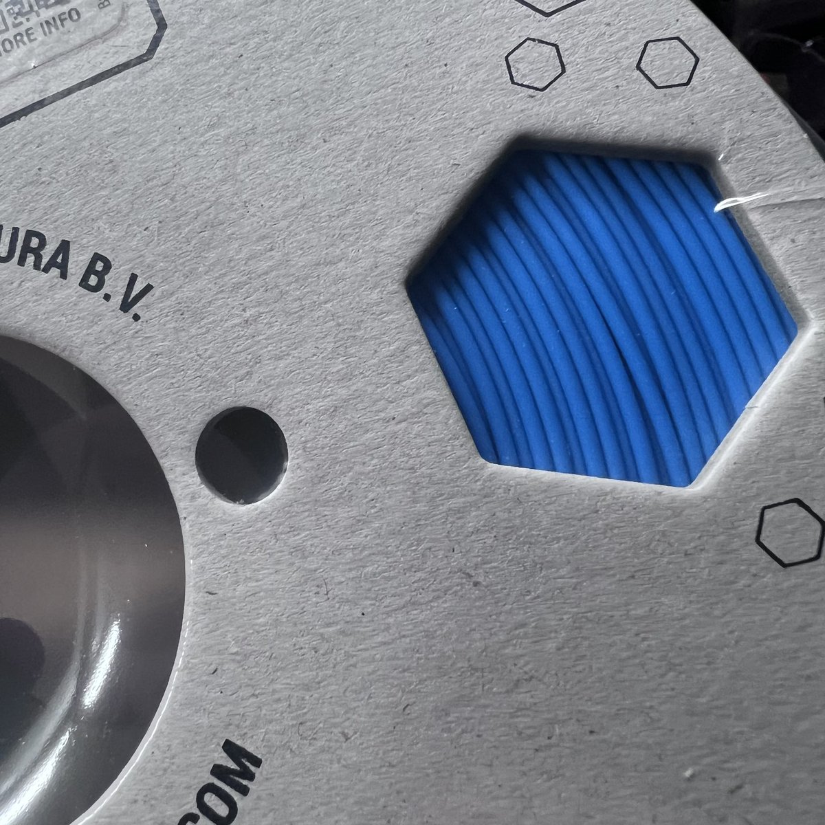 grafitomi's tweet photo. My buddies at @Formfutura sent over some good stuff.
Love the looks and the spool design! #3dprinting #ePLA https://t.co/hVtWwXEIP8
