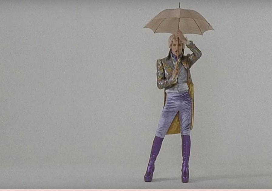 chrisonchris's tweet photo. @davidcinema Velvet Goldmine https://t.co/Mv1KvU75Zs