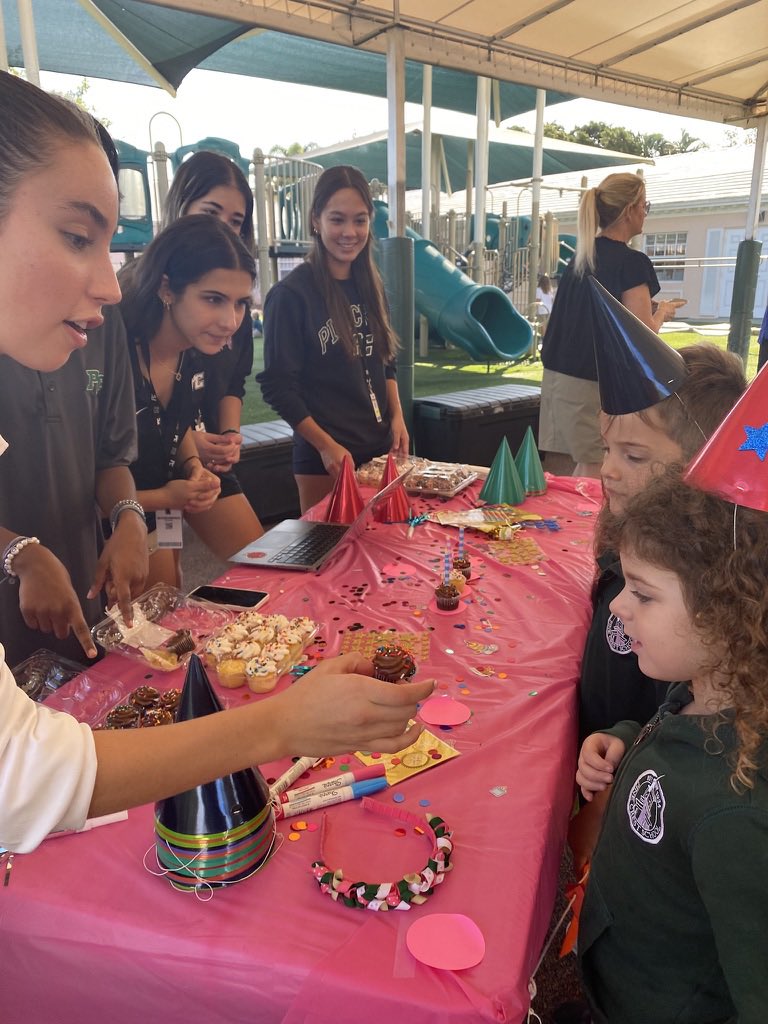 Pine Crest Upper School tweet media