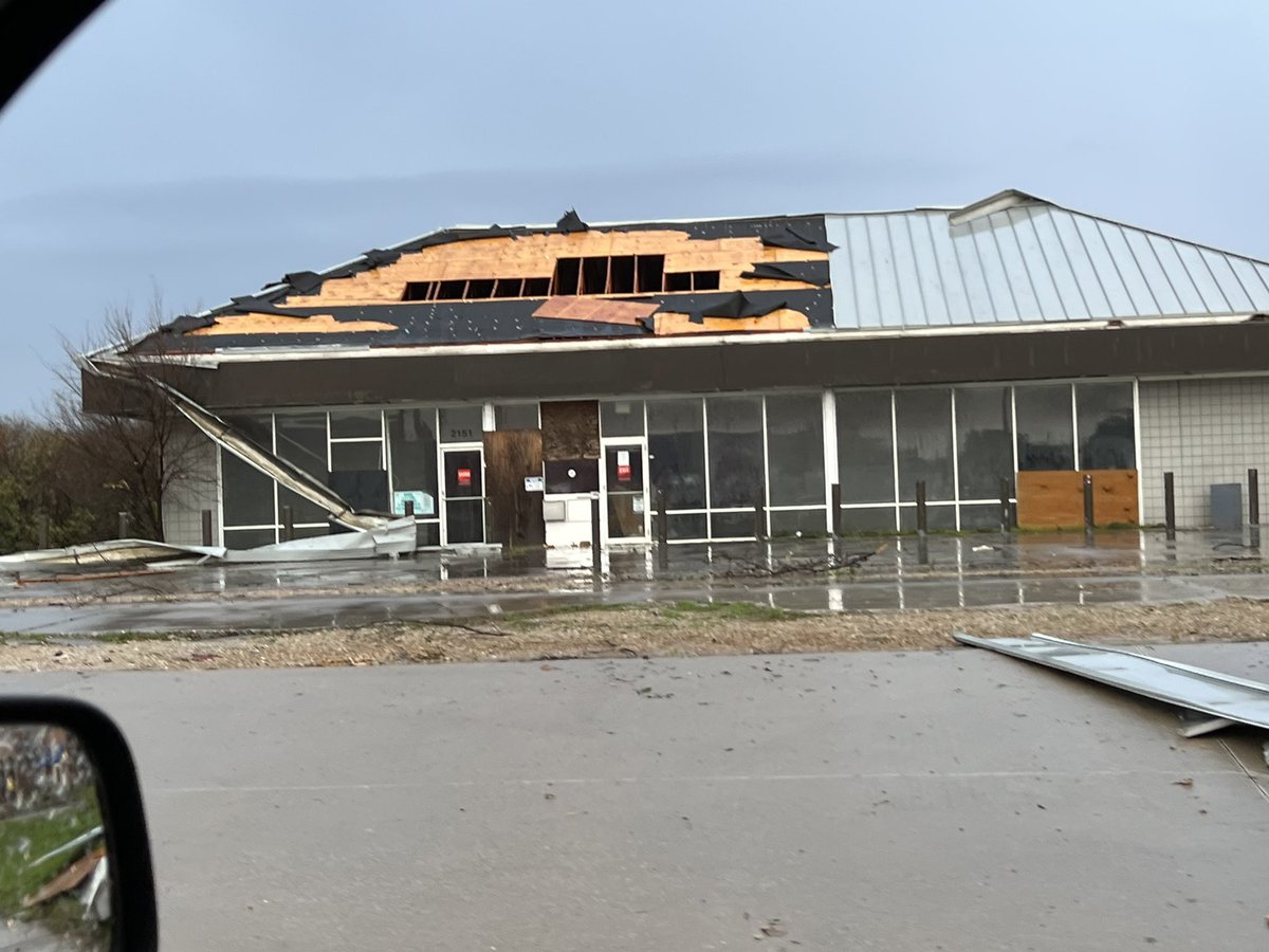 Hanna Battah on Twitter "Storm damage in Grapevine 121 and 26