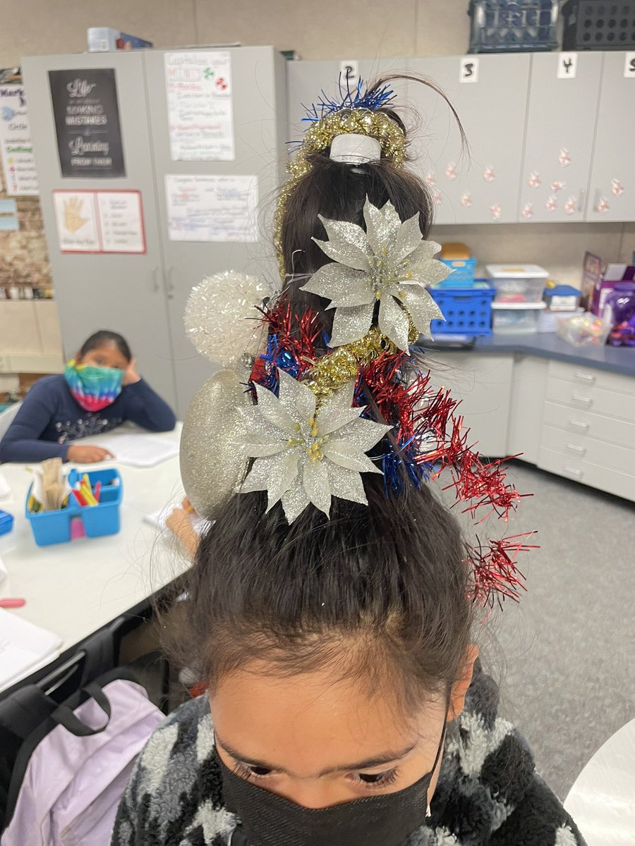 When you have a student who is ready for Xmas, you have to share it. <a href="/Columbia_VVUSD/">Columbia Elementary</a> <a href="/pparson28/">Patti</a> <a href="/MrsValcarcel/">Mrs. Valcarcel</a>