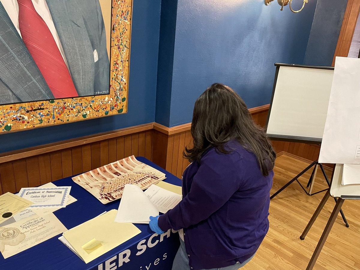 This morning, our Redesign Core Team is visiting the <a href="/SumnerMuseum/">Sumner Museum DC</a> to learn from our HISTORY in order to Redesign our FUTURE! #ReThinkHighSchool | <a href="/DcpsLab/">DCPS Design Lab</a> <a href="/XQAmerica/">XQ</a>