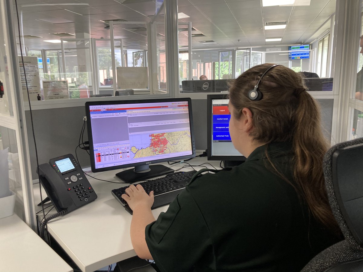 Our 999 and 111 services are still extremely busy, so please only call 999 in a life-threatening emergency📞

For urgent medical advice, check your symptoms first using 111.nhs.uk - you will get the answers you need faster than if you were to call🌐