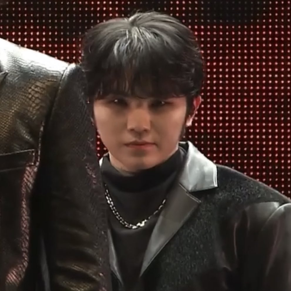 woozimedia's tweet photo. its him https://t.co/R8eoqiQNVF