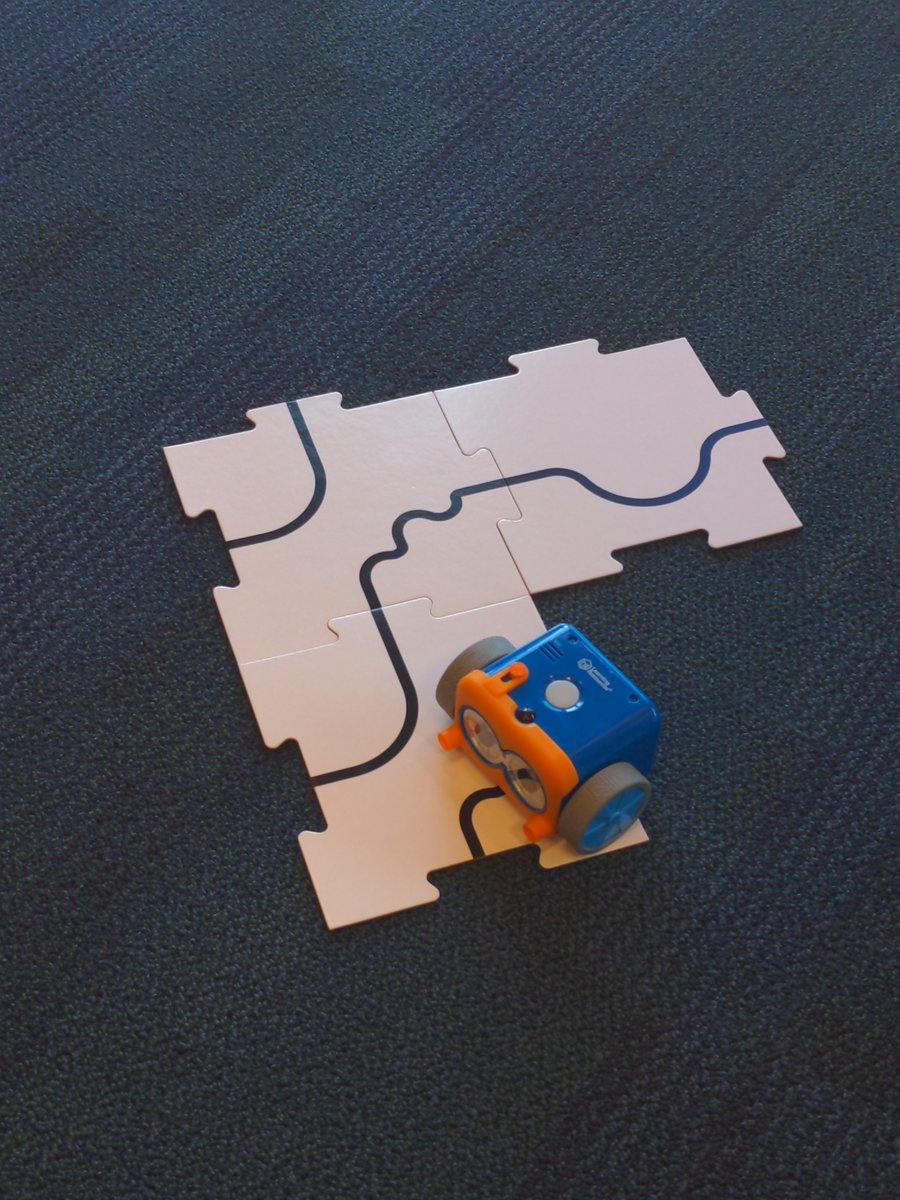 Collette J. (Mrs. J in the Library) tweet media