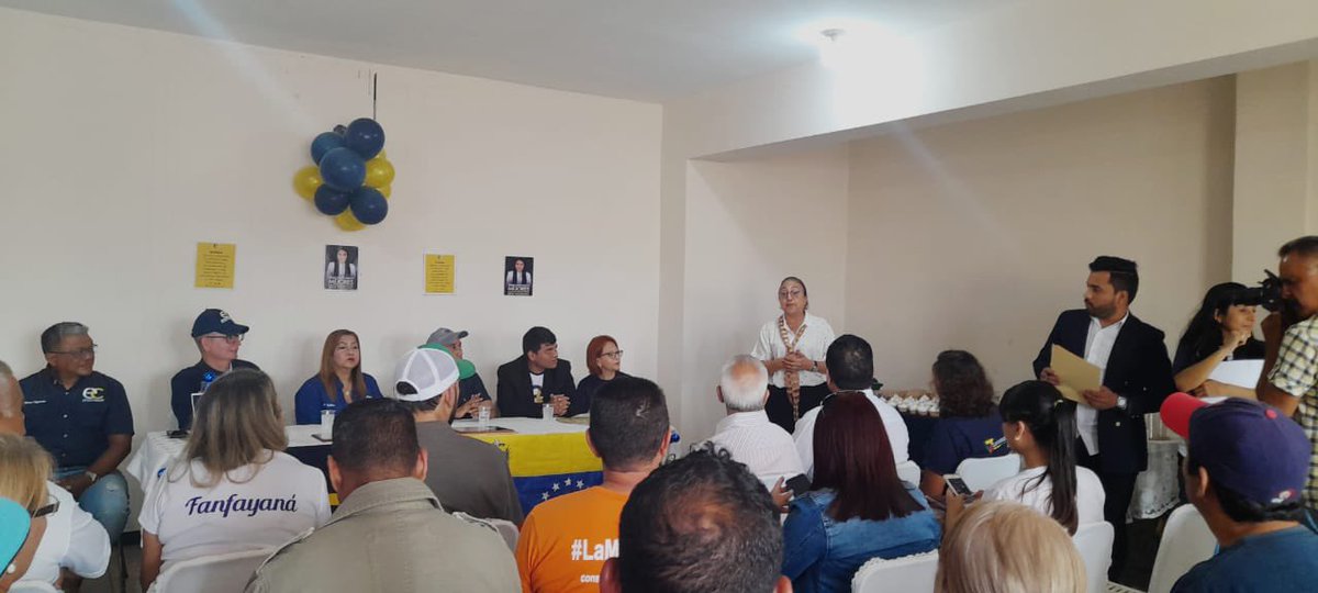 ADOrg_Laraof's tweet photo. #12Dic | Los Partidos Politicos son parte fundamental de la Democracia, es por ello que valoramos el accionar politico de cada uno.
Nuestras felicitaciones en los 4 años de su fundación Encuentro @EnCiudadanoVzla.
¡Feliz Aniversario @EnCiudadanoVzla! https://t.co/PQMFEcJrox