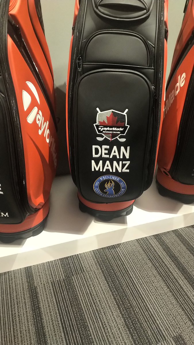 Hanging out at the <a href="/TaylorMadeCA/">TaylorMade Canada</a> office and thinking of my pal <a href="/deanmanz/">Dean Manz</a> :)#nevernotworking