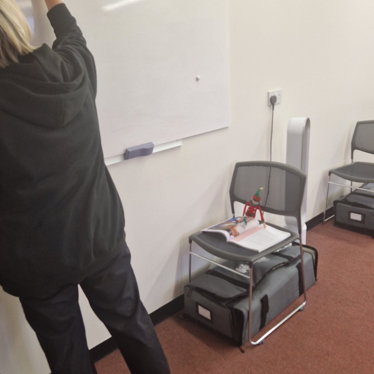 The mischievous Elf has helped resuscitation officer <a href="/JoanneJofisher/">Joanne Fisher</a> choose the fact of the week. He loved reading the ALS manual and may even book onto our next available course through <a href="/STRIVEEvents/">STRIVE Events</a> <a href="/DonnaResus/">Donna campbell</a> #southteesresus @hilarylloyd13