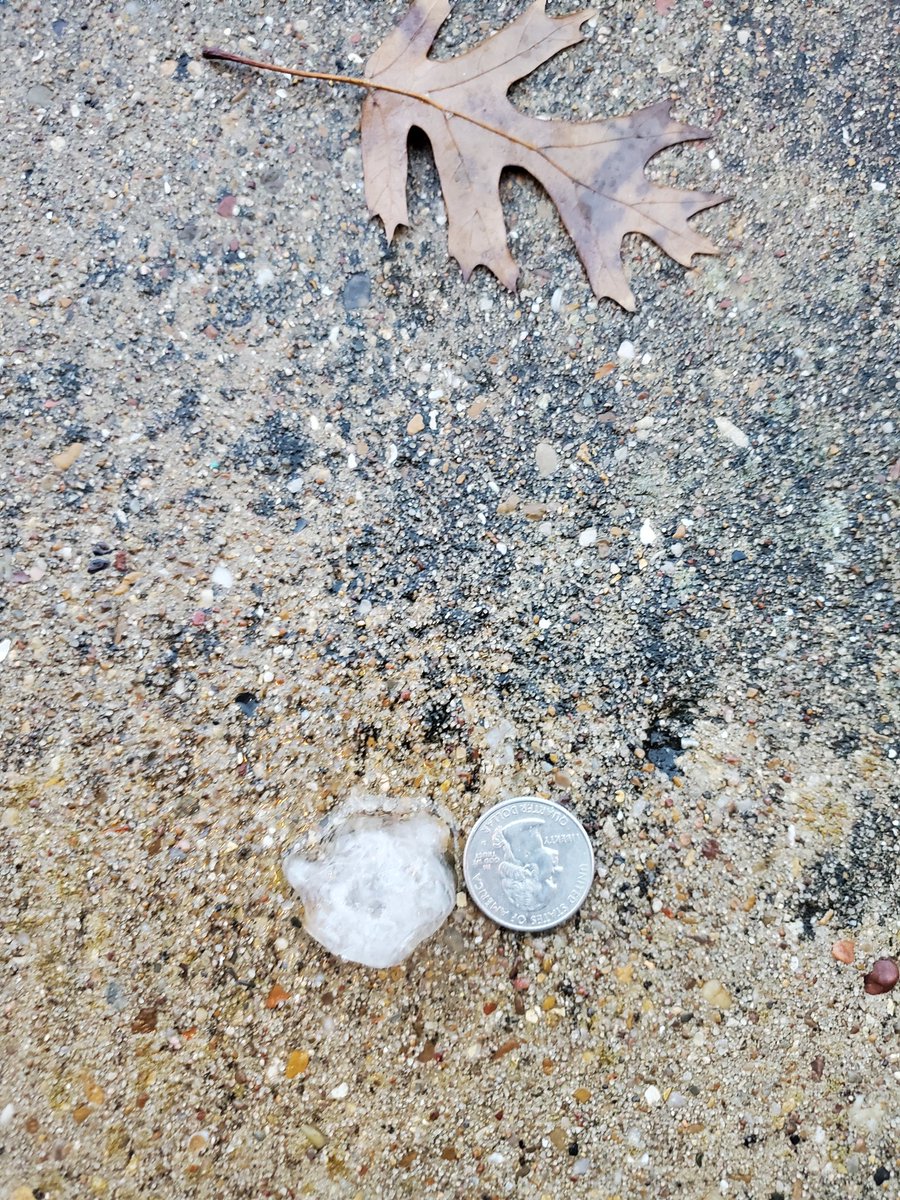 FeliciaRae1213's tweet photo. Cedar Hill Tx @wfaa @WFAADaybreak @dallasnews @NBCDFW @CedarHillPolice https://t.co/DjewVhPBqN