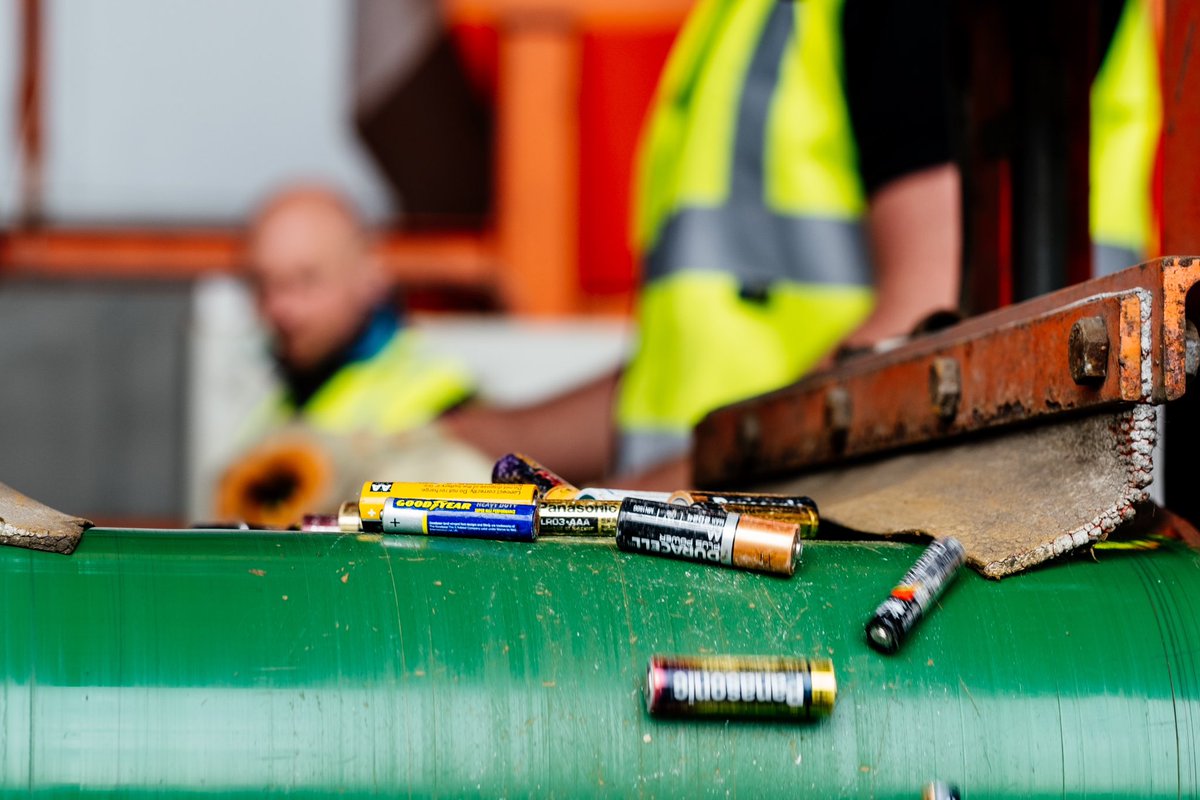 KMKMetals's tweet photo. We have been granted national approval as a pre-consented treatment and recovery facility for #batteries, #smallWEEE, #flatscreens and #CRTs – good news for imports and compliant treatment and recovery of #ewaste https://t.co/ardvzlaZkc