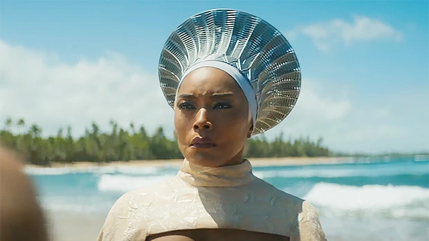enveocine's tweet photo. No tuiteamos sobre las nominaciones a los #GlobosDeOro porque nadie quería entrar y comerse spoilers de White Lotus. Pero ya estamos, ¿cuáles son vuestras apuestas? https://t.co/nAMbpRcfqg