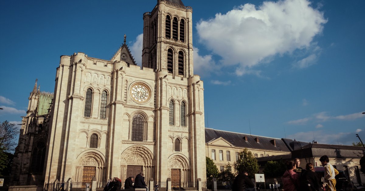 Saint-Denis, Capitale européenne de la culture ? La ville finalise le dossier de sa singulière candidature pour le label Capitale européenne de la culture 2028.

telerama.fr/sortir/saint-d…
Par @DiallaSKonate