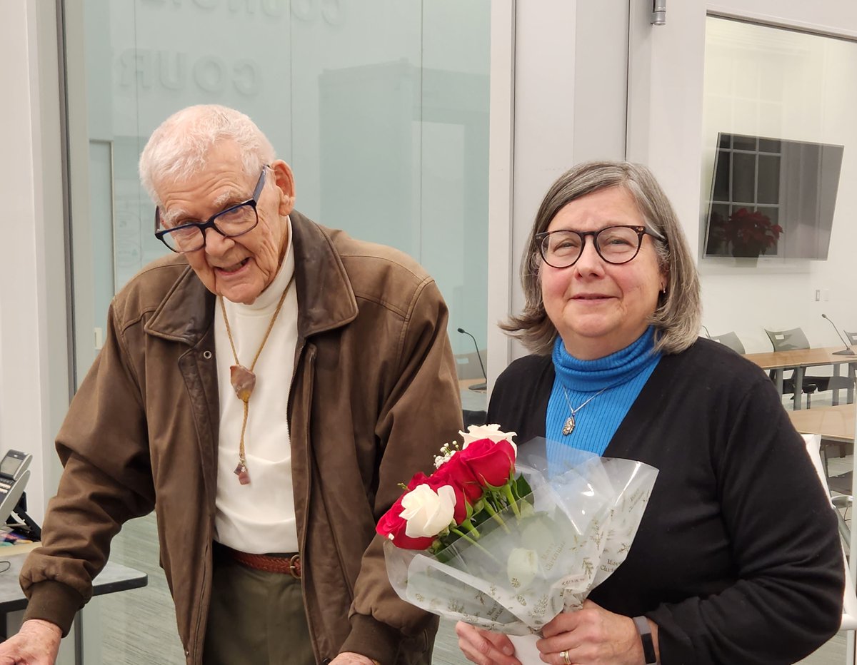 We're happy to announce the 2022 Chet De Long Awardee for Outstanding Service to the Library: Beth Meadows! Read more here: mrsplfoundation.org/de-long-award.…