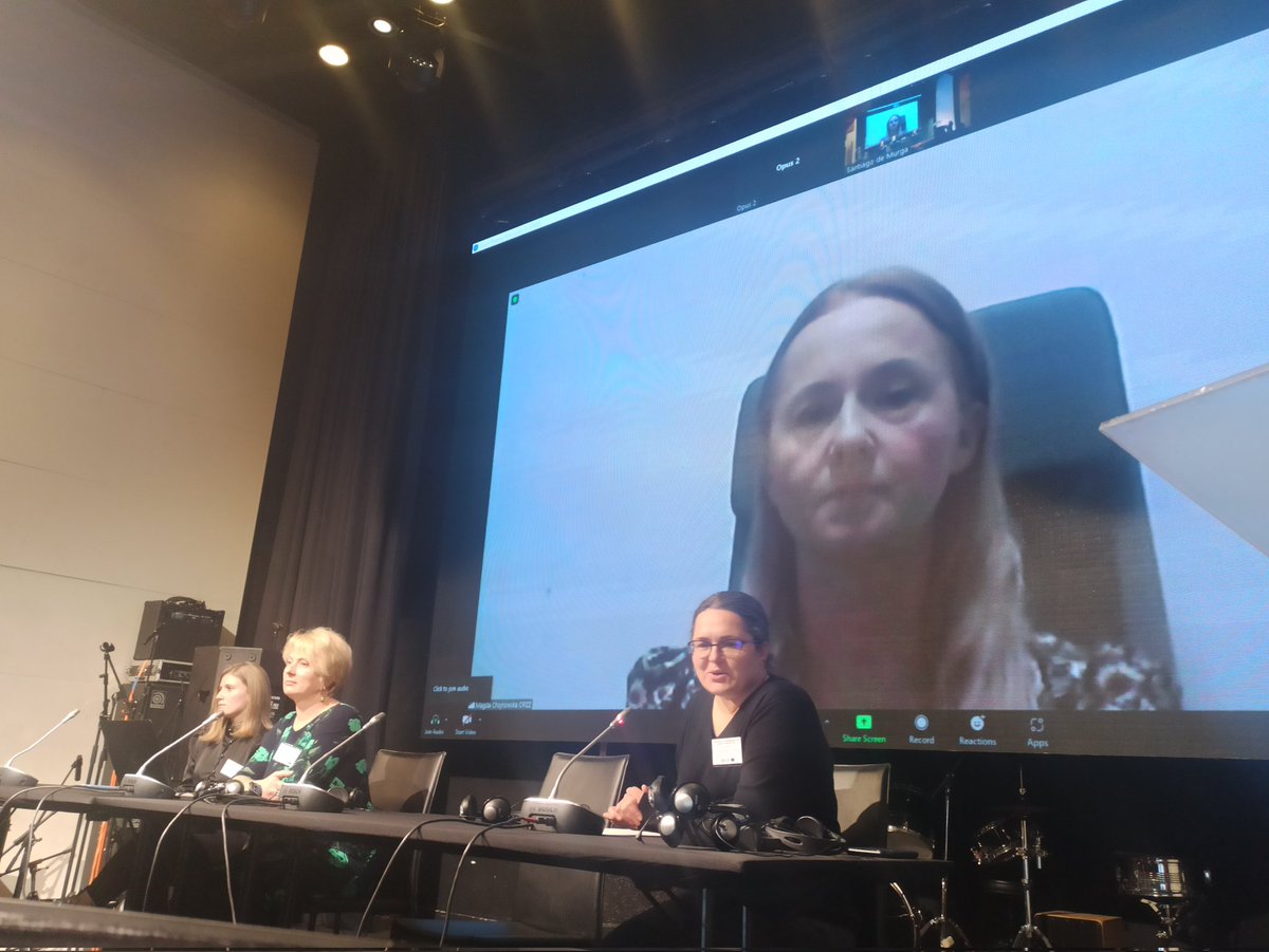 etuc_ces's tweet photo. Taking stock of the labour market integration of Ukrainian refugees at @UnionMigrantNet Conference:
🛑The Temporary Protection Directive is a good step but does not prevent precarious work and forced labour.
🛑Language courses,"Know your rights" campaigns &amp; partnerships are key. https://t.co/9dhPyLoYkW