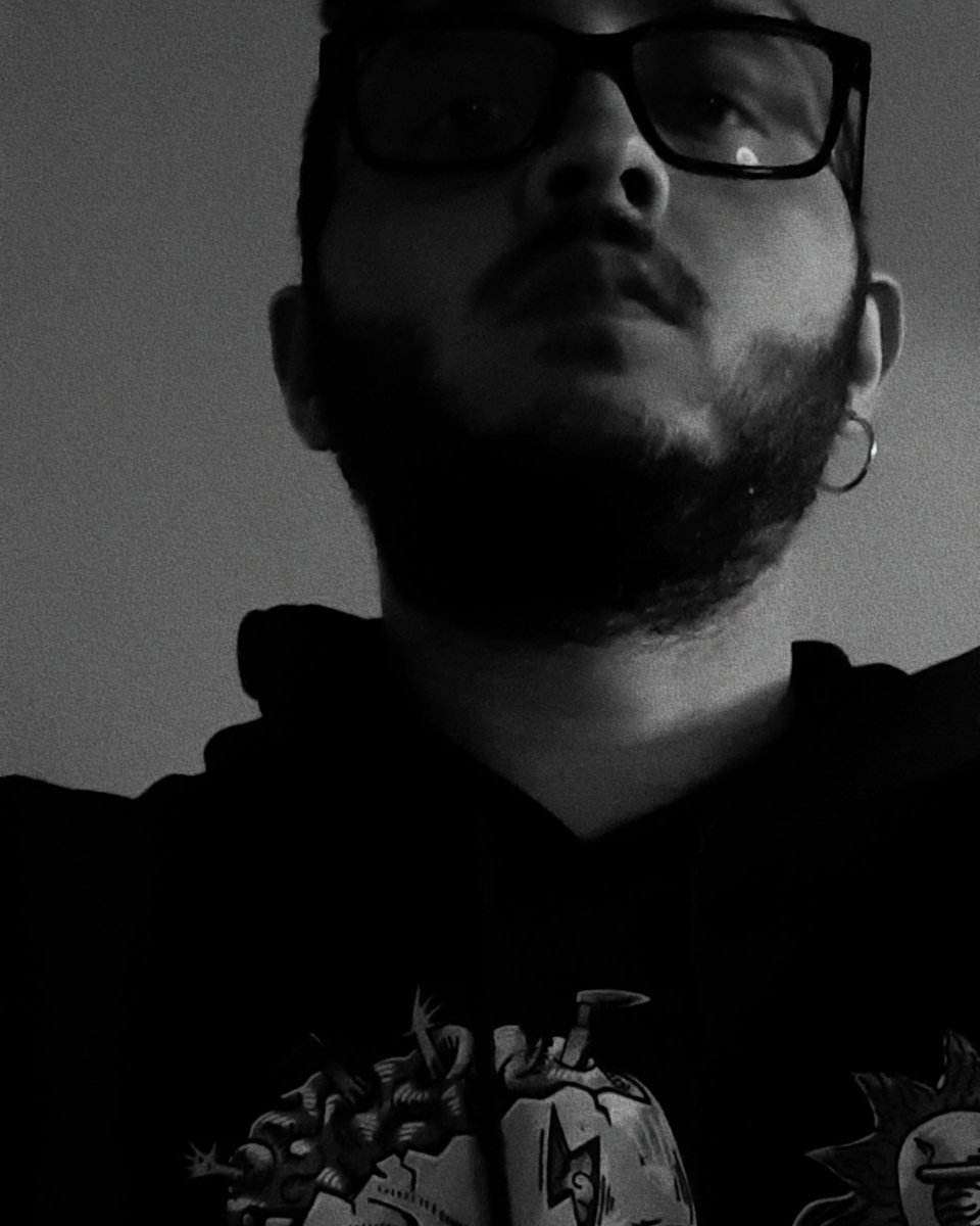 RDM1864's tweet photo. Cerco me stesso però non mi trovo https://t.co/YYkmXeYSbs
