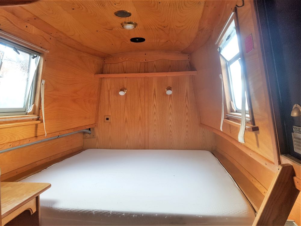 Would you like to possess the Little Demon?? abcboatsales.com/boat-sales/lit… #LittleDemon #WorcesterMarina #ExHireFleetBoat #HolidaysAfloat #LiveAboard #LifesBetterByWater #Narrowboats