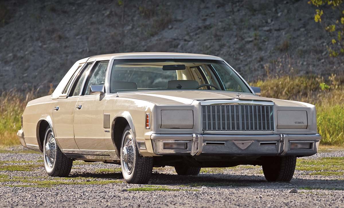 CollectibleAuto's tweet photo. Had @Chrysler continued making the Imperial after 1975, could this 1980 New Yorker Fifth Avenue Edition have been sold as that year’s Imp? Perhaps with the 360 V-8 and a few more standard-equipment conveniences thrown in to justify a luxury-car price? #chrysler #imperial #Rbody https://t.co/43eETTen8H