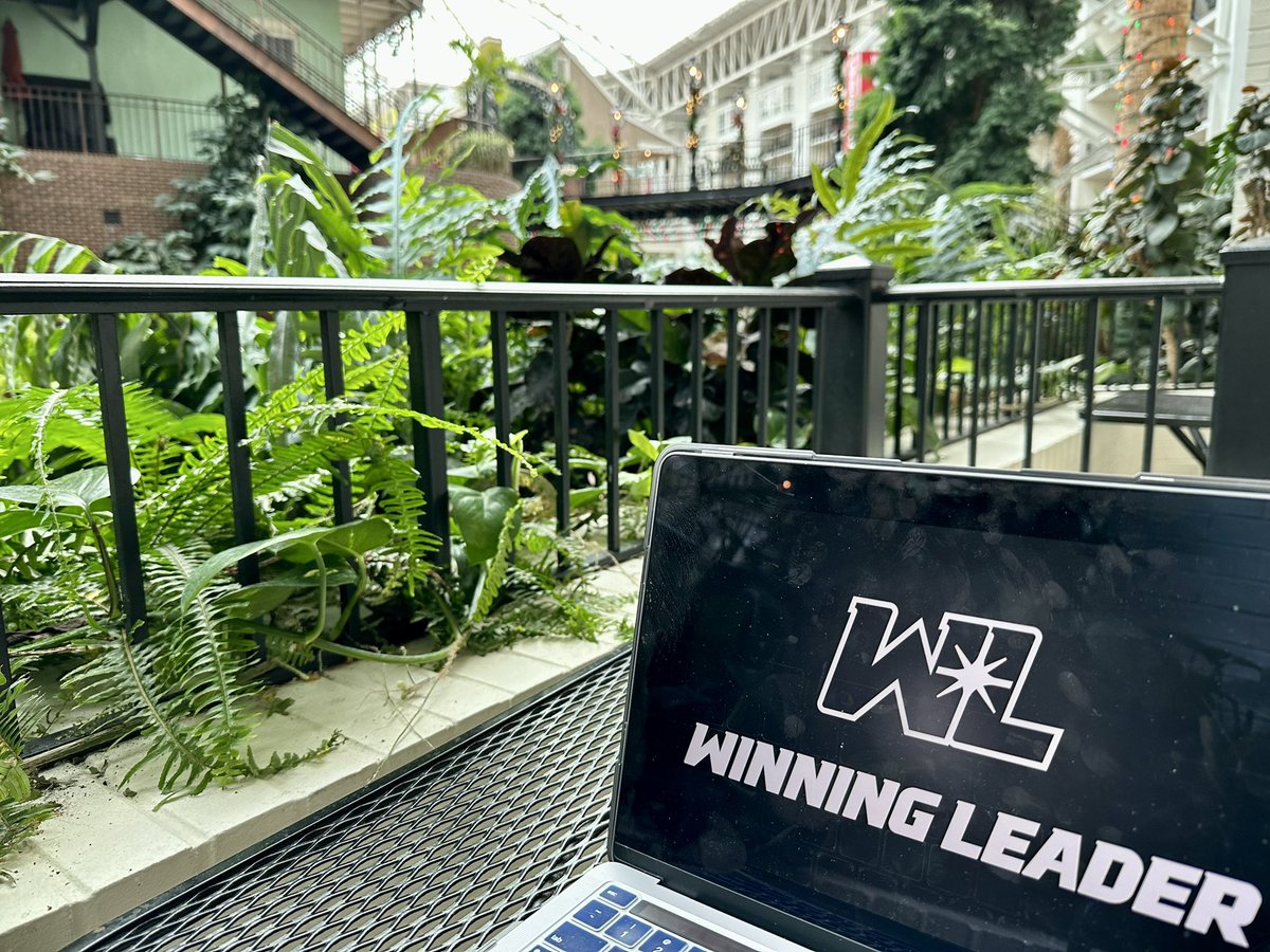 3 hour countdown until <a href="/NIAAA9100/">NIAAA</a> GO TIME!

Sitting here on the balcony enjoying this amazing environment one last time.

#Grateful
