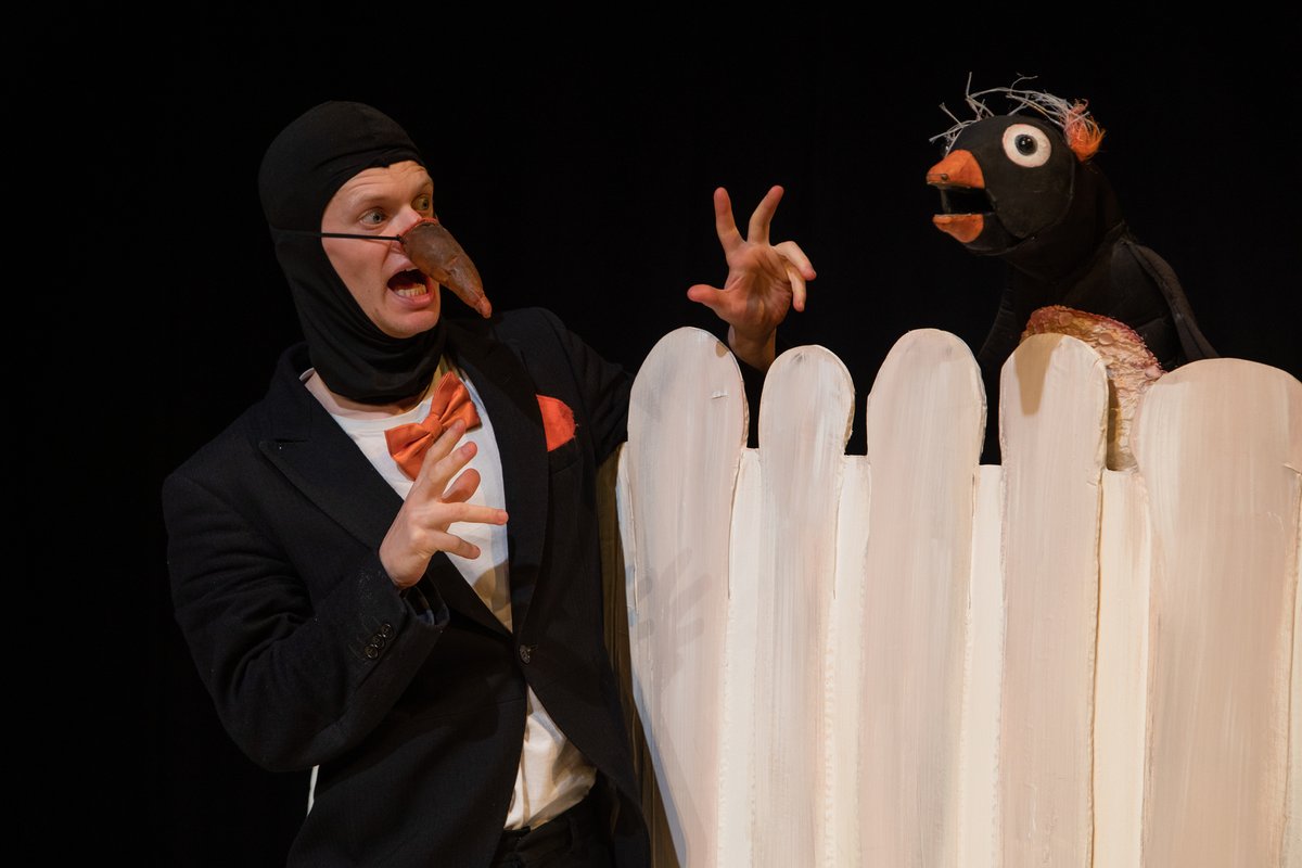 The Man Who Wanted to Be A Penguin opens @watersidearts to rave reviews! 'a magical way to spend an hour with your family this Christmas'

Waddle on down and join the expedition! Runs until 31 Dec, get tickets here: bit.ly/TLWACMWW22