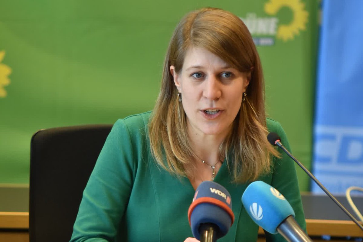 "Bei unseren Änderungen zum #Haushalt steht die Generationengerechtigkeit im Zentrum", so unsere Fraktionsvorsitzende <a href="/schaeffer_nrw/">Verena Schäffer</a>. Wir starten ein Landesprogramm biologische Vielfalt. Außerdem stärken wir die Demokratie mit zusätzlichen Mitteln für die Beratung gegen Rechts.