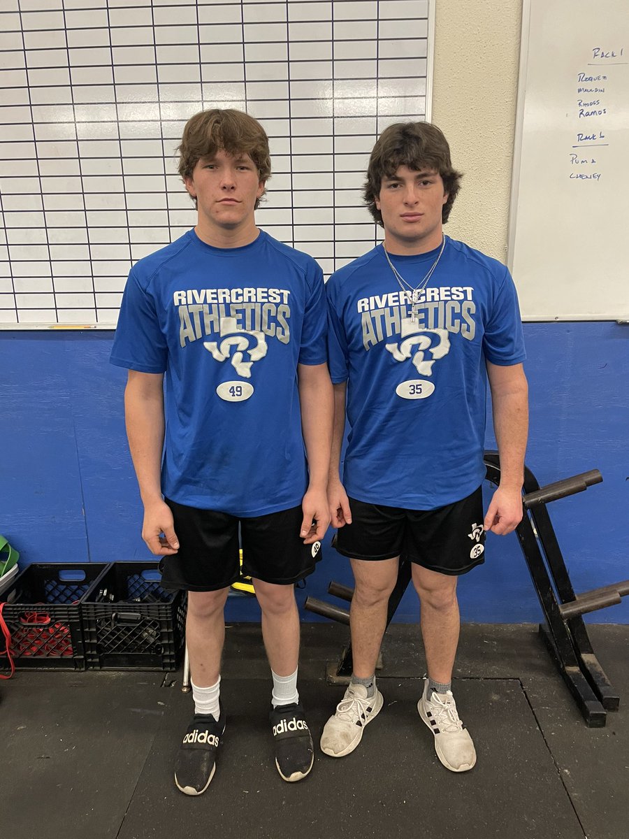 RivercrestFB's tweet photo. This week is testing week in The Swamp! @Ethan_T6 started it off with a top squat of 315 and Judd Ross had a 1:40 plate hold! More coming this week #WHBC https://t.co/oe2iAJuMXc