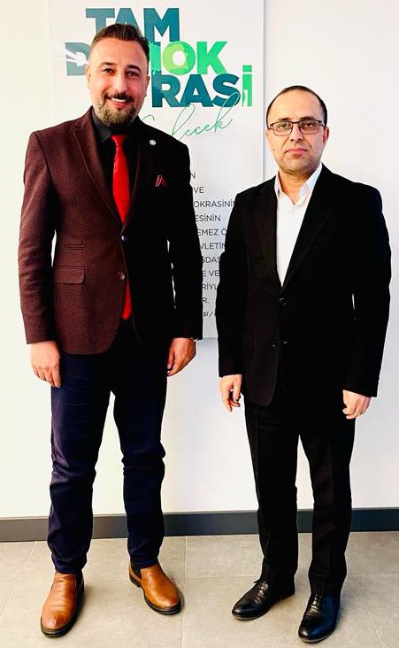 sukrukirboga's tweet photo. Urfa Akçakale'den değerli hemşehrim Ali Eroğlu genel merkezimizde ziyaretimize geldi.Kendisine çok teşekkür ederim.@Ahmet_Davutoglu https://t.co/UA08dlj4AS