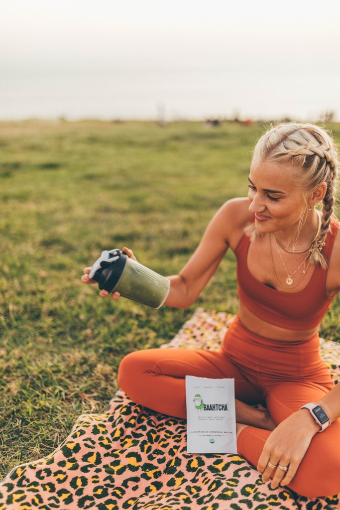 baahtcha's tweet photo. All it takes is a shake to feel great! #baahtcha https://t.co/CFnbL3epAf