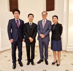 HCCH_TheHague's tweet photo. Today, 13 December 2022, marks the 10th anniversary of the establishment of the HCCH Regional Office for Asia and the Pacific!

More information: https://t.co/OOUxnLDQmE

#HCCH #ROAP #InternationalLaw #PrivateInternationalLaw https://t.co/QgyILyuoLN