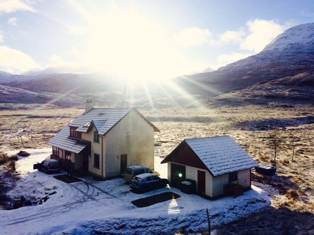 #Thrail House free over Christmas and after New Year if you fancy coming home to a cosy house every evening after winter walks in the Torridon Hills…