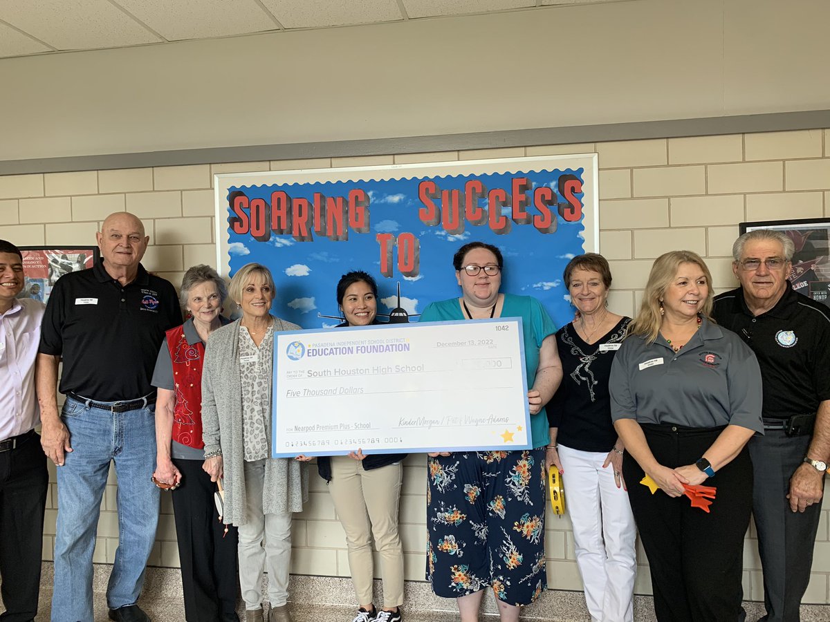 SHHSTrojans's tweet photo. Congratulations to our Prize Patrol PISD Education Foundation grant recipients. This money will go towards programs for SHHS students. Thank you to the PISD Education Foundation for making this opportunity available to out school community! @PasadenaISD_TX @jsaavedra1775 https://t.co/zsNwkCSOzC