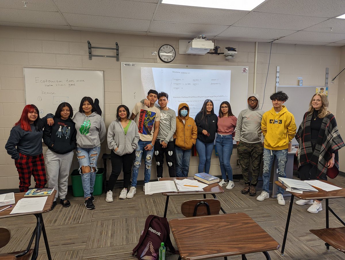 gdc450's tweet image. Congratulations to Ms. Montilla and Ms. Brinkmeyer's 2nd period English 9 class. They won a No Tardy Party this morning! Great job! #everyclass #everyday #ontime #TSTL