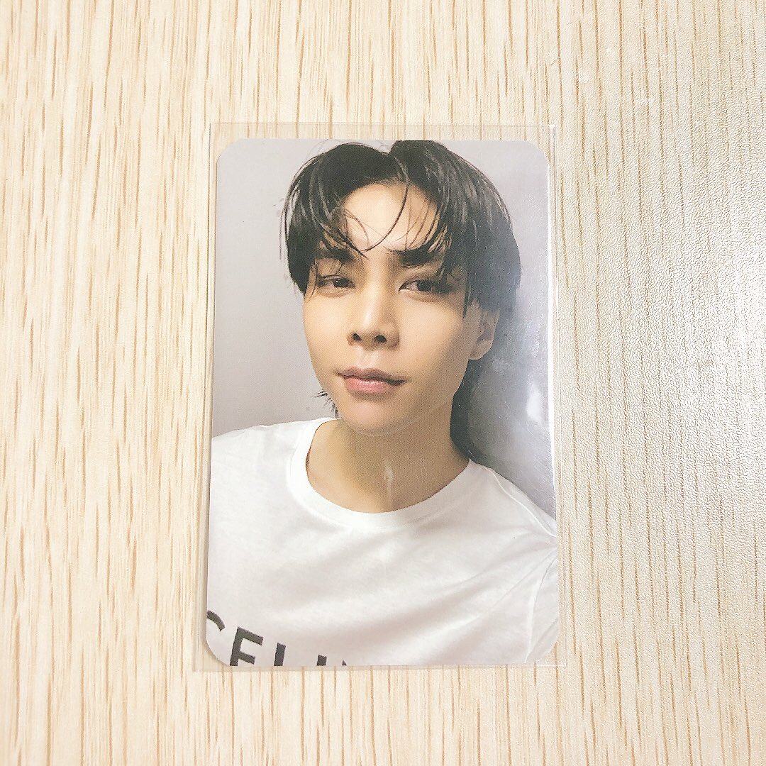 jxx_your's tweet photo. NCT 127 스티커 슴글로벌 디럭스 박스 쟈니 셀포 양도

5.3
DM 주세요

엔시티127 STICKER 슴글 슴글로벌샵 SM GLOBAL SHOP DELUXE BOX JOHNNY 포카 포토카드 photo card sell phoca poca https://t.co/GjA1Gkjb7d
