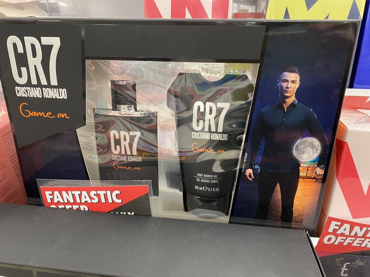 JennyCompton's tweet photo. Will this make me smell like Thornton Heath or Ronaldo? #Croydon #christianoronaldo https://t.co/RCqOzYSTVc