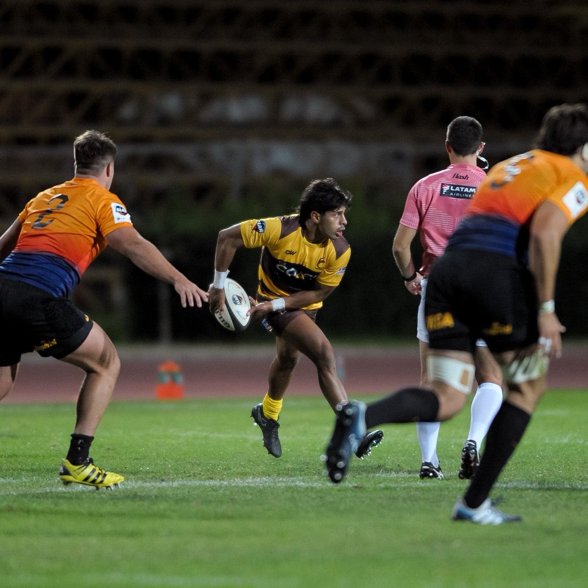 SuperRugbyAM's tweet photo. ¡Pronta recuperación, Gonchi!

Gonchi se formó en @NatacionyGimnas y brilló en nuestra liga en #CafeterosPro en 2021👏🏽 Así se ganó su convocatoria a @lospumas y potseriormente a @zebreparma 🇮🇹

Ahora debe operarse de ligamentos cruzados y estará unos meses fuera ¡A meterle crack! https://t.co/GqrkPZnYYC