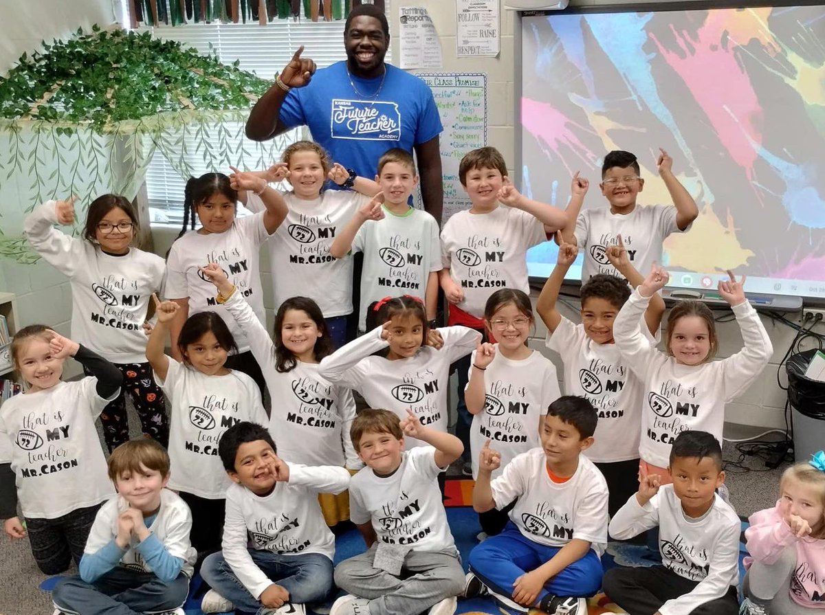 KS Future Teacher tweet media