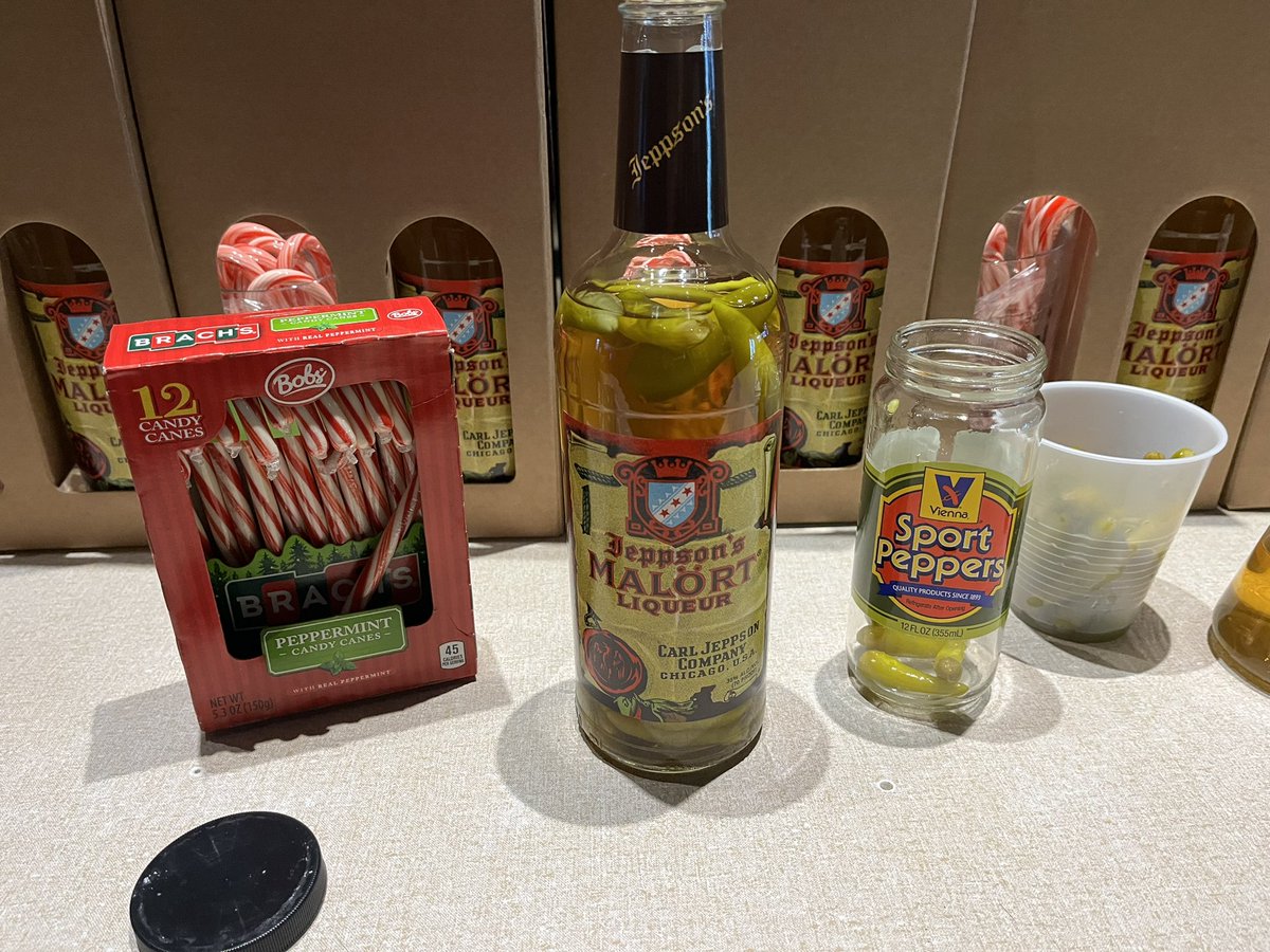 Nisei Lounge Chicago tweet media