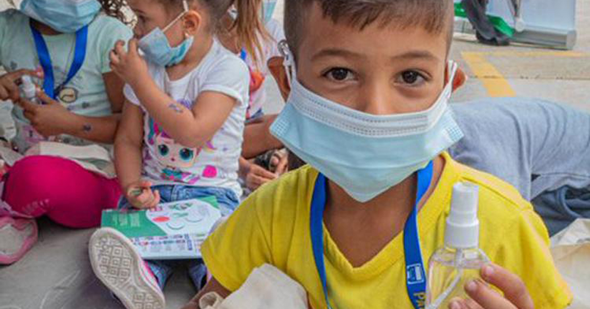 ReadersDigestCA's tweet photo. Day 8 of Giving! Help children in emergencies access life-saving resources like food, clean water and household essentials, as well as protection from violence in the wake of disasters.
#planinternationalcanada
#giftsofhope
#sponsored
https://t.co/KTdK6dvjRL https://t.co/A8OAZXJO6e