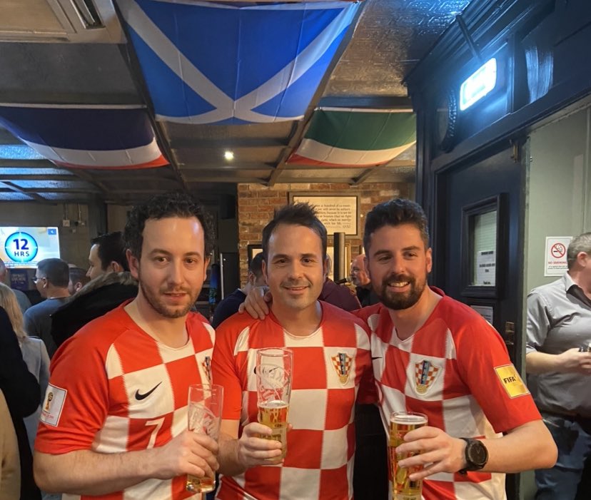 Croatas de toda la vida … 😂😂🫶🫶 <a href="/JesusPSerrano/">Jesus Prieto Serrano</a> <a href="/julian_arranz/">Julián Arranz</a>